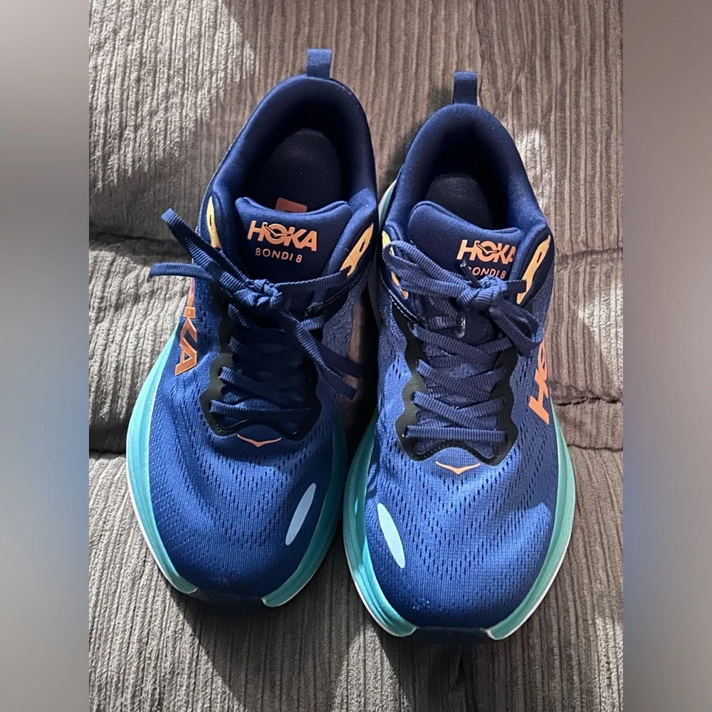 Hoka Bondi 8, Women’s size 9 B